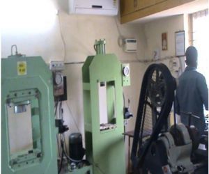 Air conditioned Room For Ptfe Moulding